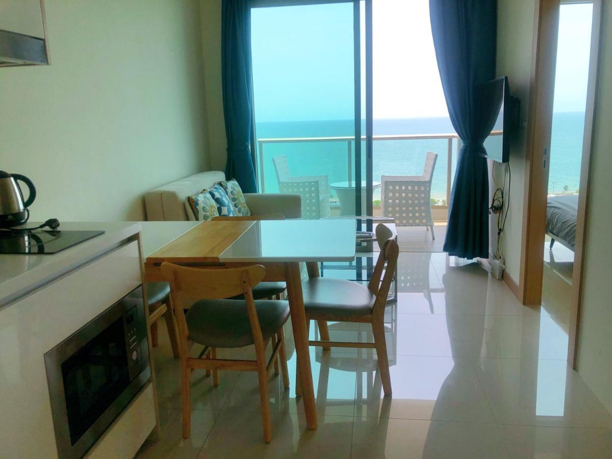 Riviera Jomtien By Daisy Pattaya 2 Apartment Ngoại thất bức ảnh