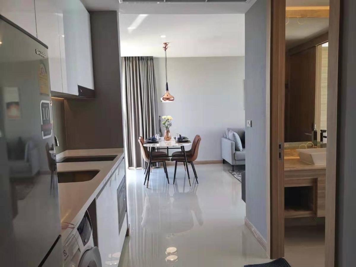 Riviera Jomtien By Daisy Pattaya 2 Apartment Ngoại thất bức ảnh