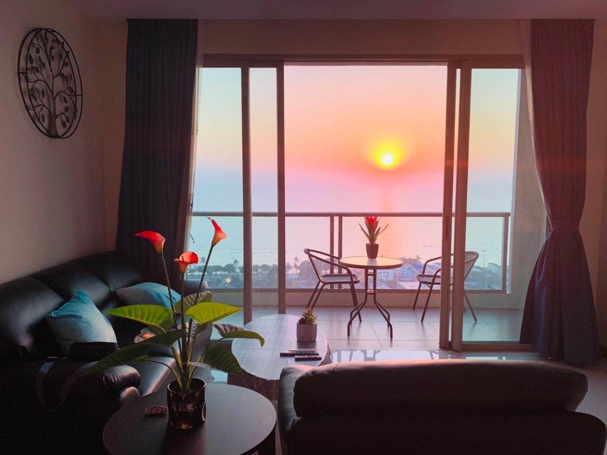 Riviera Jomtien By Daisy Pattaya 2 Apartment Ngoại thất bức ảnh